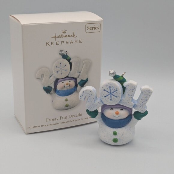 Hallmark Keepsake Frosty Fun Decade 2011 Christmas Ornament - 2nd in the Series - Picture 2 of 9